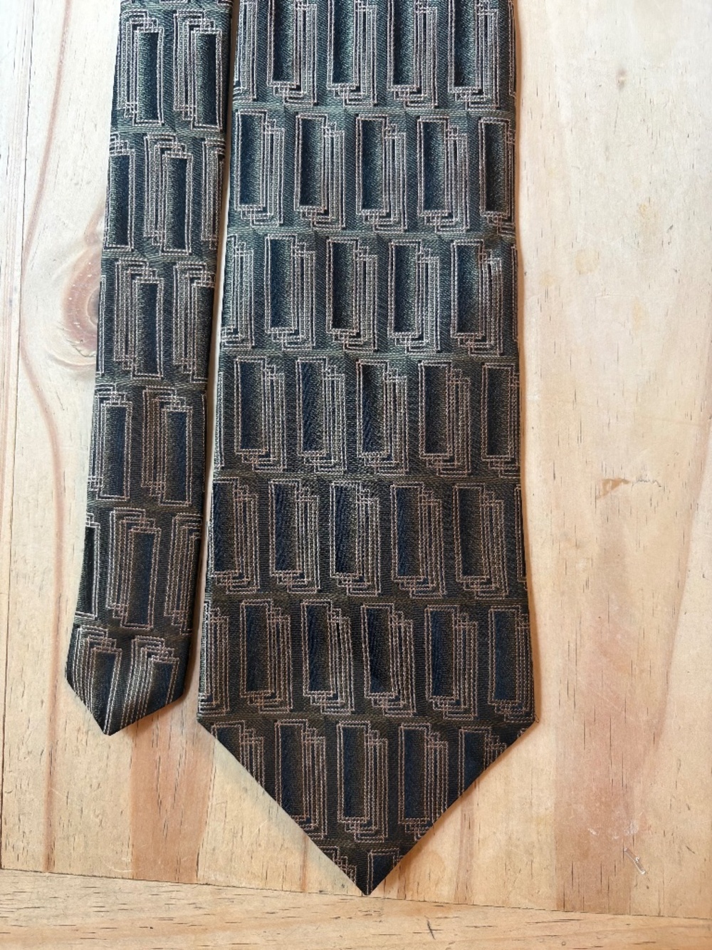 Jones New York Vintage Geometric Silk Necktie